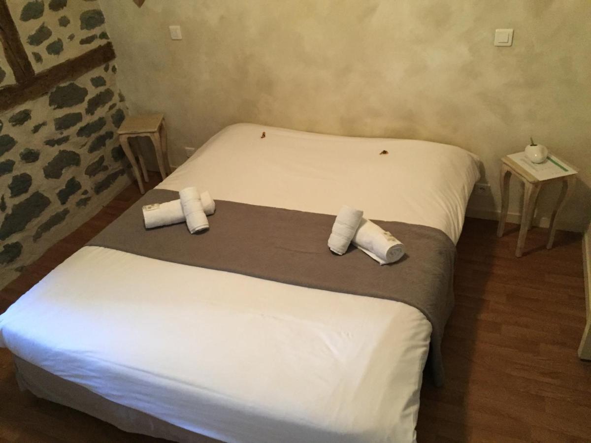 Auberge Les Fontilles Coltines Экстерьер фото