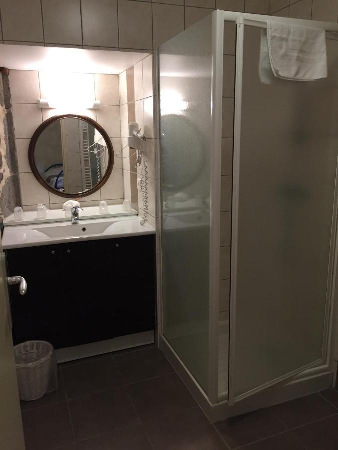 Auberge Les Fontilles Coltines Экстерьер фото